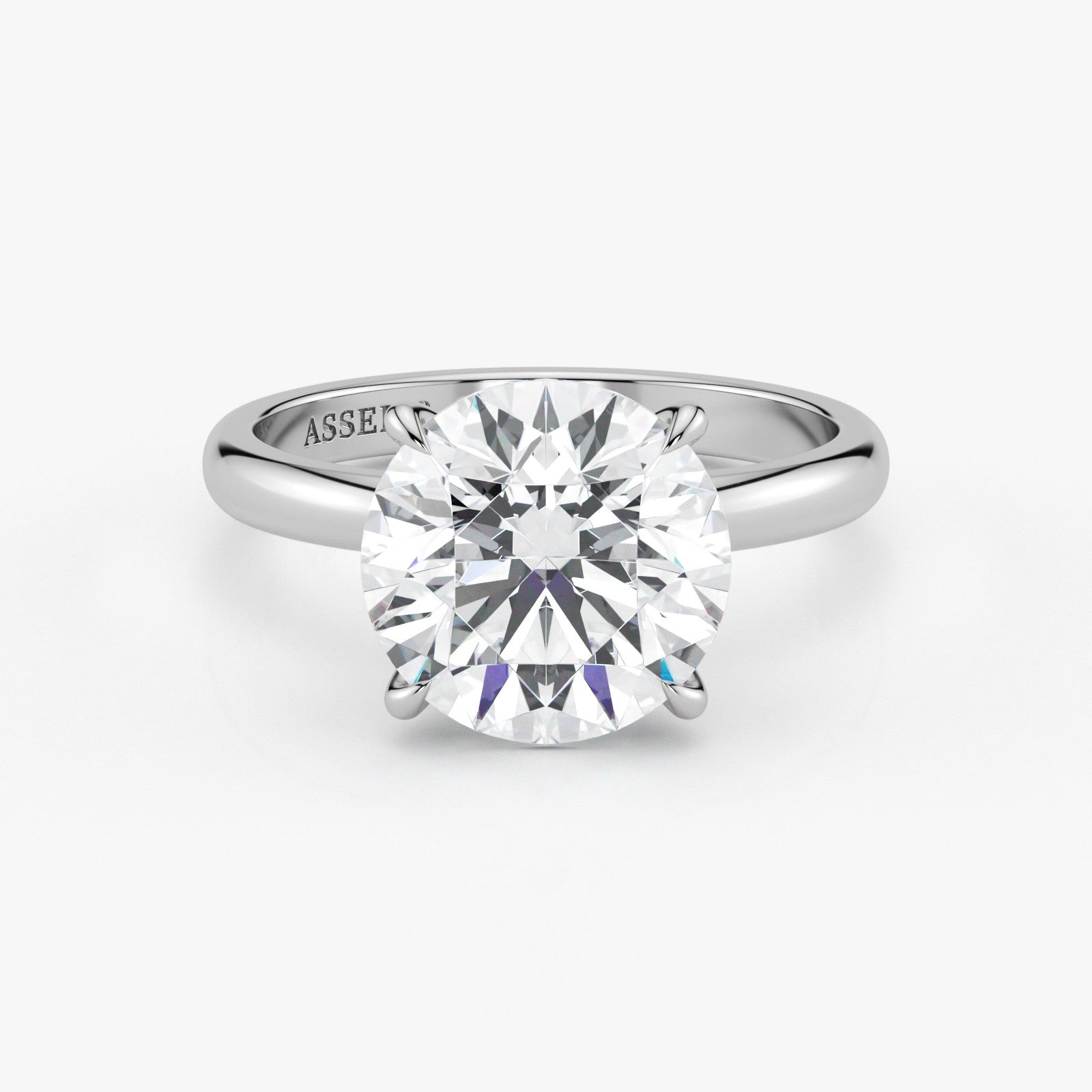 CLASSIC ENGAGEMENT RING - Solitaire Style
