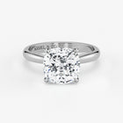 CLASSIC ENGAGEMENT RING - Solitaire Style