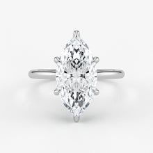 CLASSIC ENGAGEMENT RING - Solitaire Style
