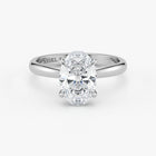 CLASSIC ENGAGEMENT RING - Solitaire Style
