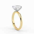 CLASSIC ENGAGEMENT RING - Solitaire Style