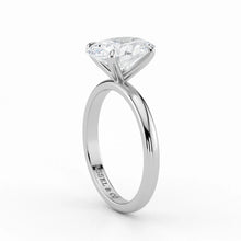 Close-Up – Oval Lab Diamond in White Gold Setting