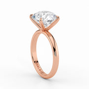  Close-Up – Round Lab Diamond in Rose Gold Setting