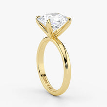Sparkling radiant cut lab diamond in 18K yellow gold – Assel & Co