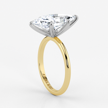 CLASSIC ENGAGEMENT RING - Solitaire Style